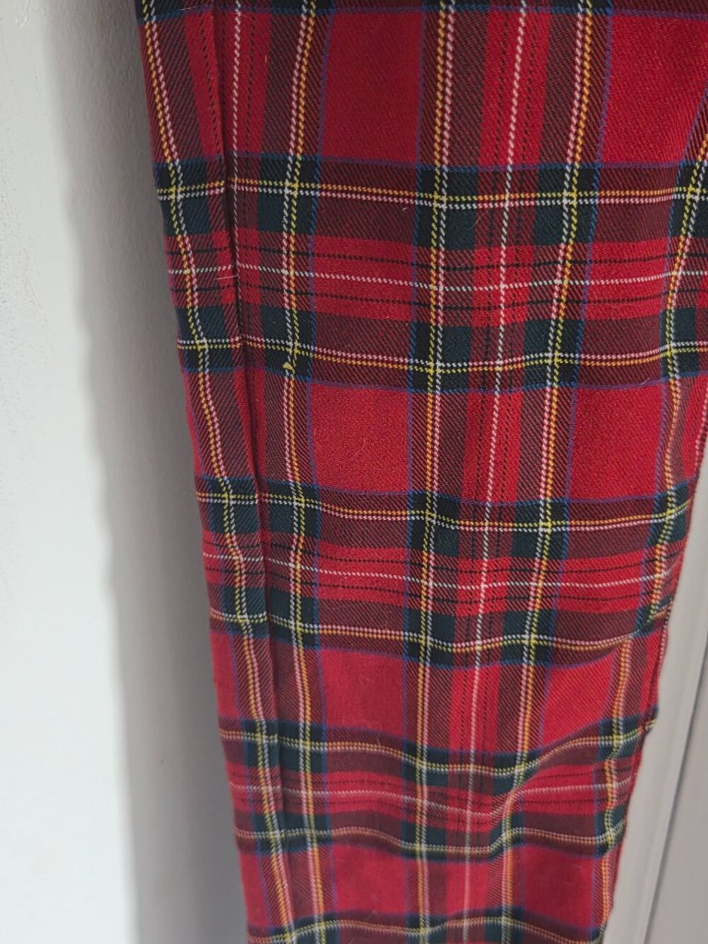 Banned Apparel Red Tartan Plaid Punk Skinny Pant Size 28 - Picture 10 of 12